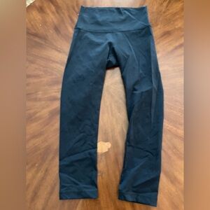 Lululemon Charcoal Leggings Capris Size 4